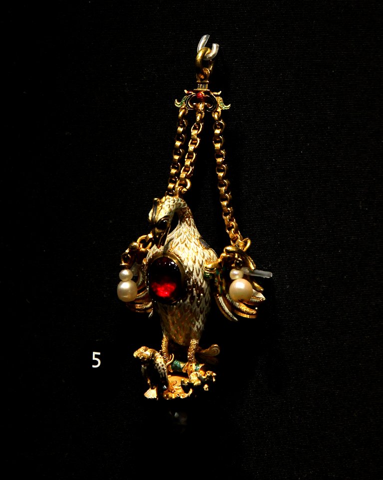 Victoria and Albert Museum Jewellery 11042019 Pendant Pelican in her piety 16th century 3031