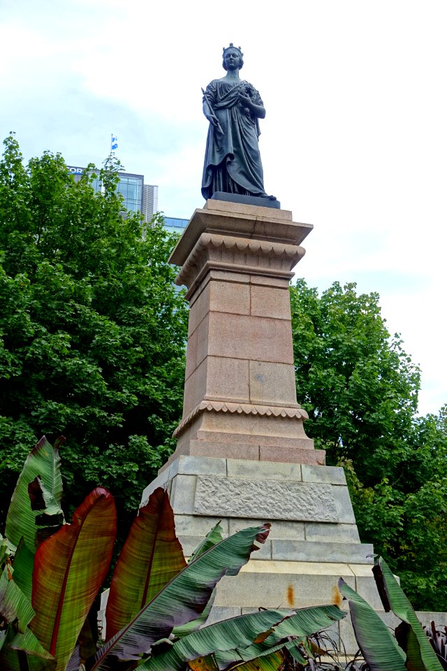 Victoria Memorial - Montreal, Canada - DSC07707
