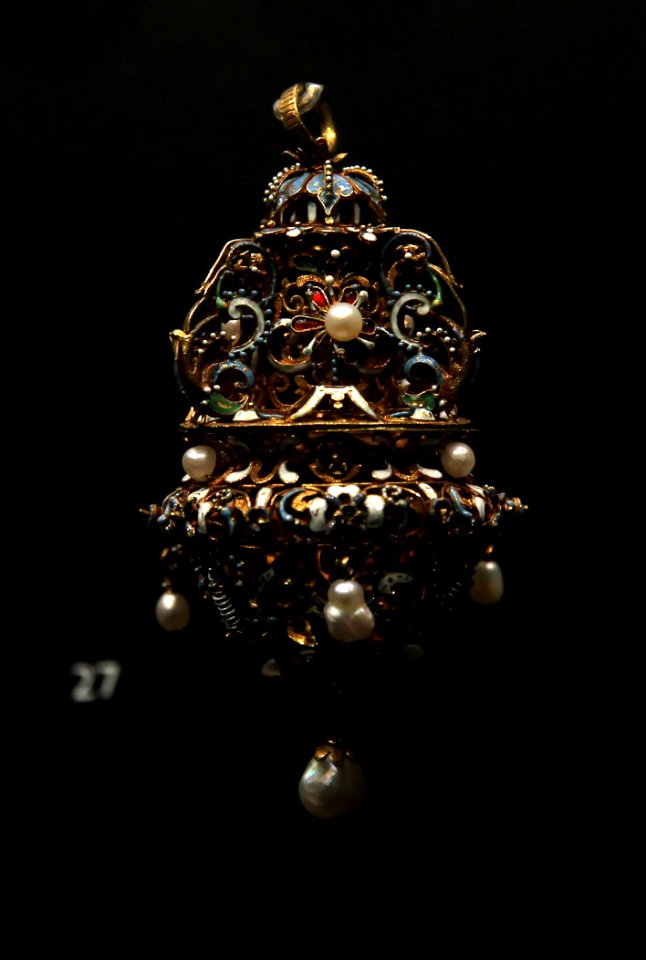 Victoria and Albert Museum Jewellery 11042019 Pomander Central Europ 2868