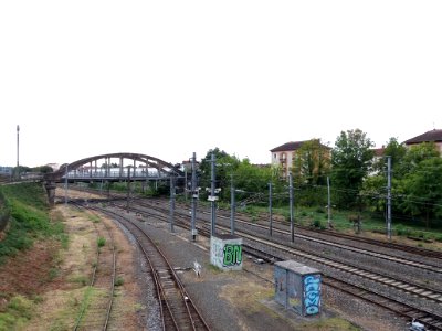 Vichy - Voies de chemin de fer, depuis la passerelle en face de l'hôpital (vers le sud)