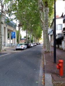 Vichy - Rue Petit, depuis le boulevard des États-Unis