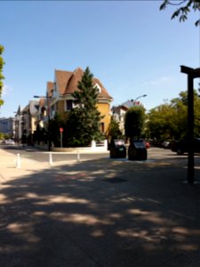 Vichy - Parc Napoléon III, vue sur le quai d'Allier et l'avenue Walter Stucki