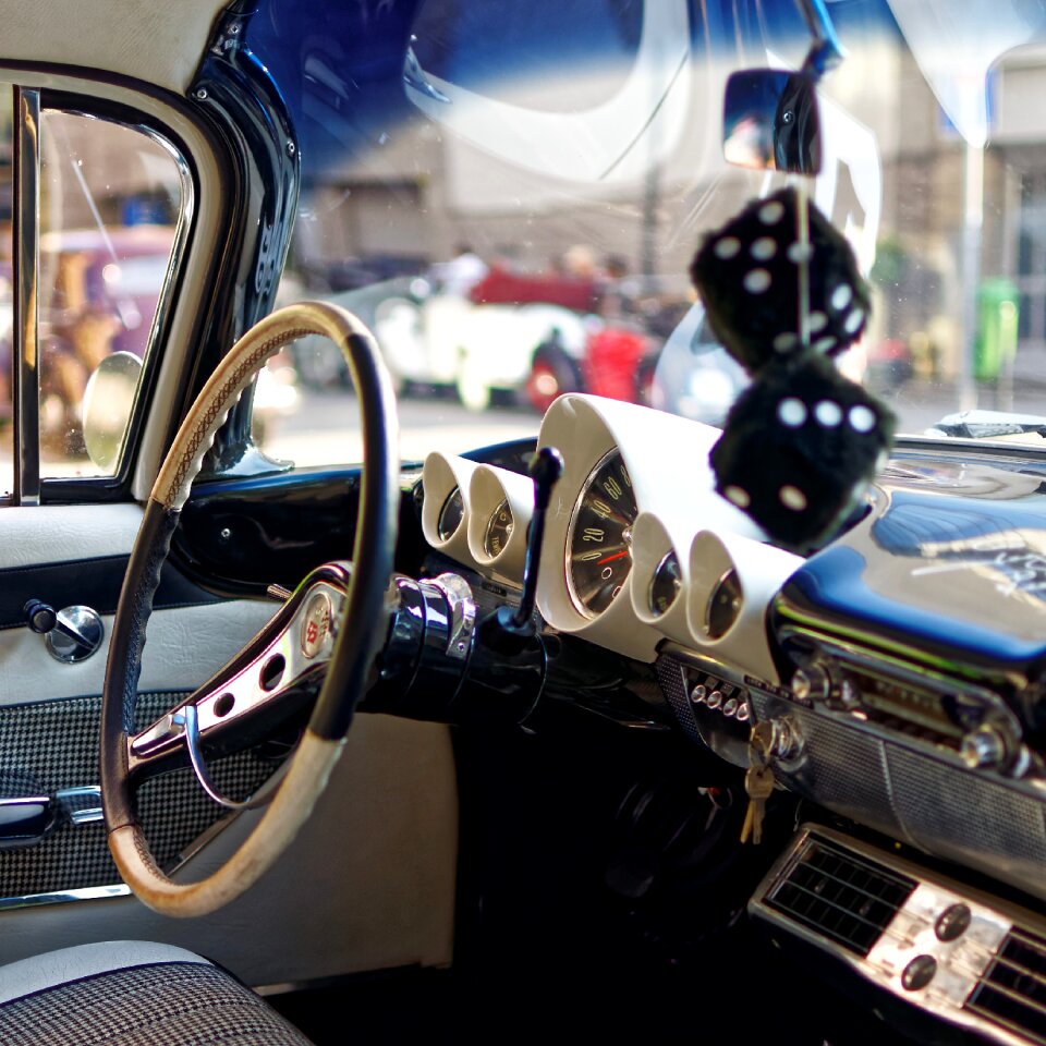 Old automotive vehicle