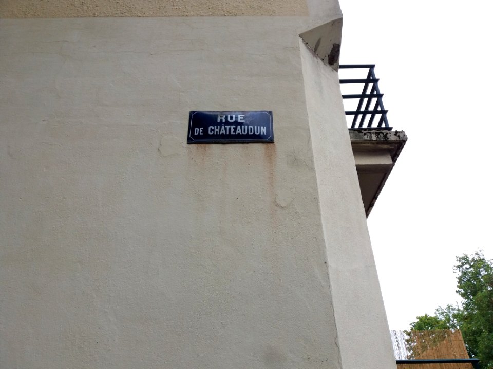 Vichy - Rue de Châteaudun, plaque