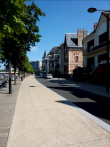 Vichy - Quai d'Allier, vers le nord