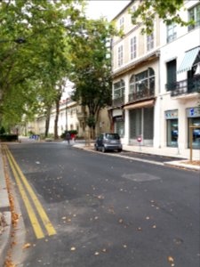 Vichy - Rue Lucas, vers l'ouest, en arrivant avenue Thermale