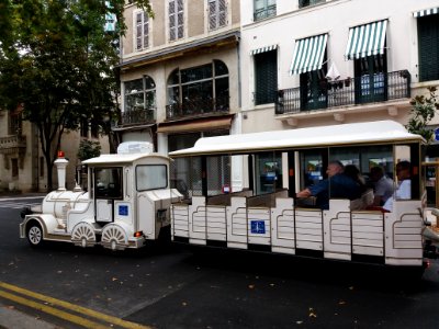 Vichy - Rue Lucas, passage du petit train