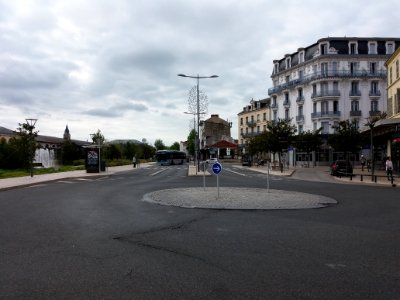 Vichy - Place de la Gare, vers le sud