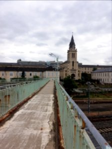 Vichy - Passerelle en face de l'hôpital