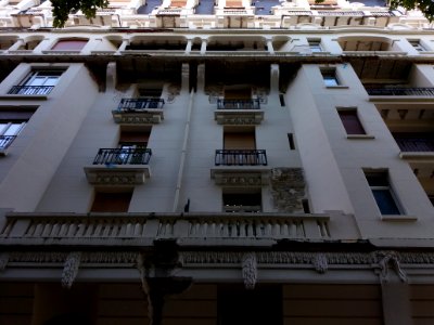Vichy - Rue d'Italie, palais des Parcs, façade