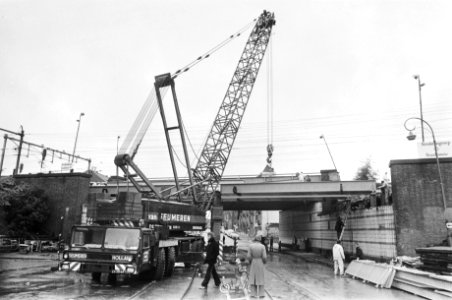 Viaduct over Zeeburgerdijk verhoogd, Bestanddeelnr 928-6528