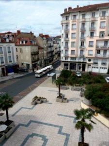 Vichy - Place de la Victoire, vue depuis la médiathèque (2)