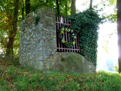 Vroelen-Waterput op driesprong