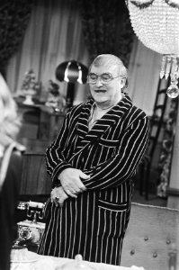 VPRO-televisie opnamen serie Waldolala' met Dolf Brouwers (bekend als Sjef van , Bestanddeelnr 929-5530