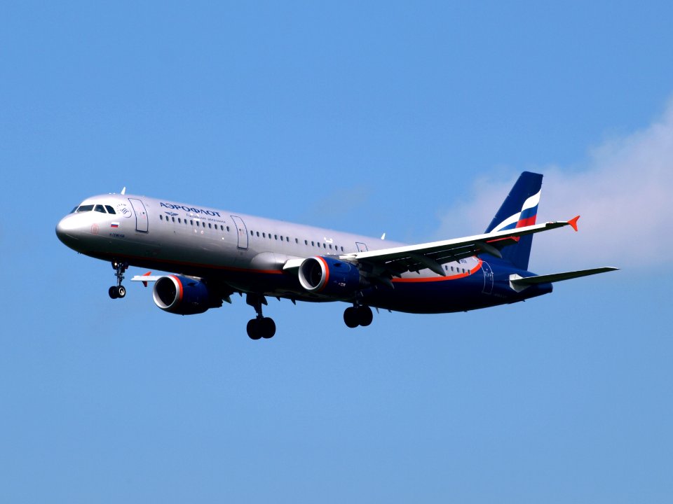 VQ-BOI Named Nikolay Semenov (cn 5059), Aeroflot - Russian Airlines, Airbus A321-211 pic3