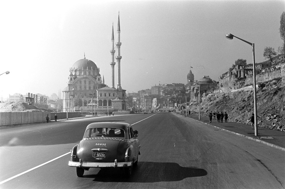 Vraagteken vlucht Lockheed Electra naar Istanbul, Bestanddeelnr 910-7808