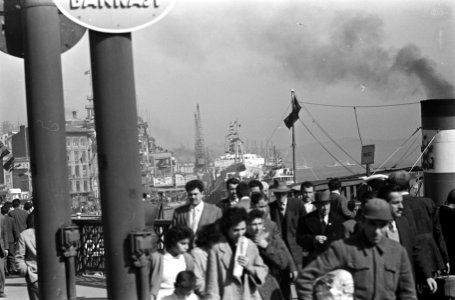 Vraagteken vlucht Lockheed Electra naar Istanbul, Bestanddeelnr 910-7805