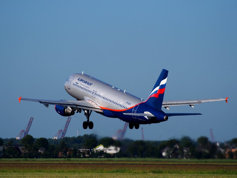 VP-BZQ Aeroflot - Russian Airlines Airbus A320-214 takeoff from Schiphol (AMS - EHAM), The Netherlands, 11june2014, pic-4