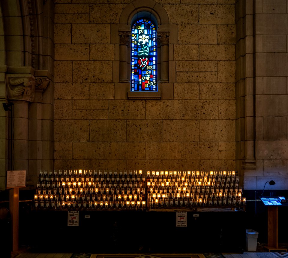 Votive candles of the Basilica of Sainte-Anne-de-Beaupré 2