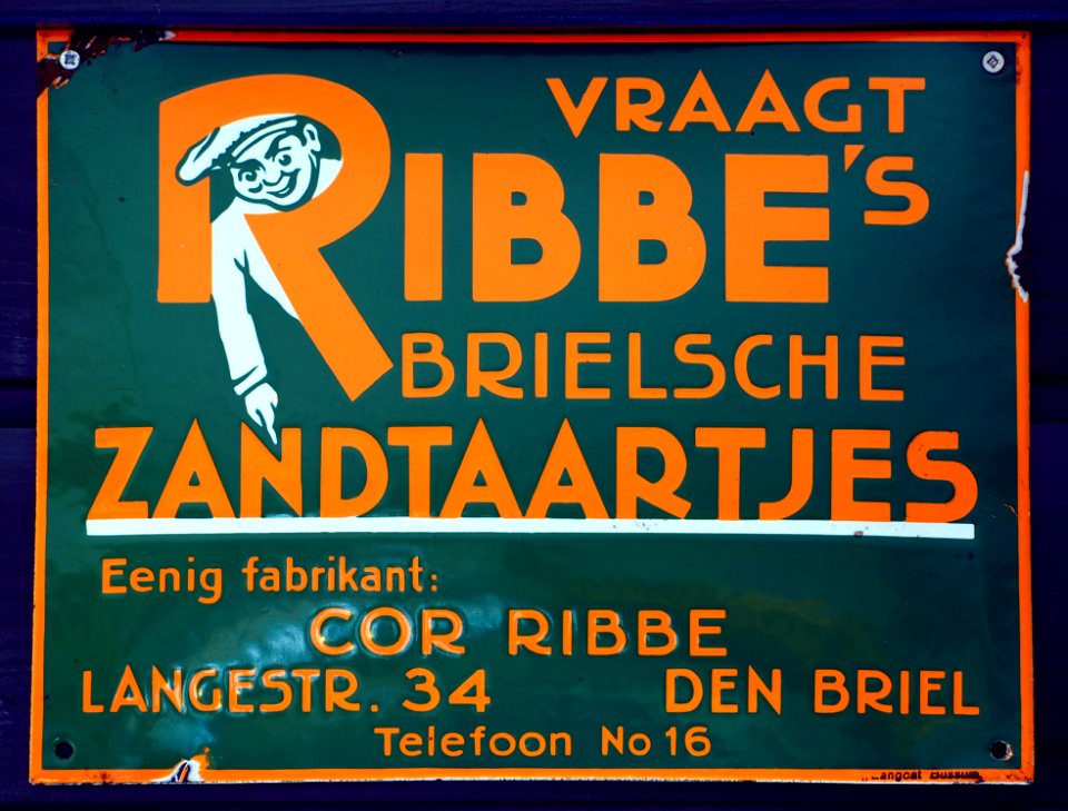 Vraagt RIBBEs Brielsche Zandtaartjes emaille reklamebord 3