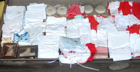 Votive-offerings-mikumarijinja-yoshino
