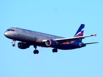 VP-BDC, landing at Schiphol on 2Feb2014 pic38