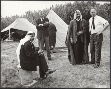 Vreemdelingen, campings, sjeiks, rechercheurs, Daher, Soeleiman, Bestanddeelnr 047-0445
