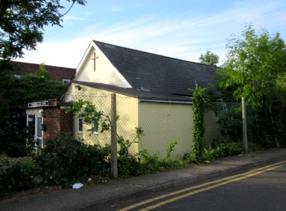 Walton Christian Spiritualist Church, off Hersham Road, Walton-on-Thames (June 2015) (1)