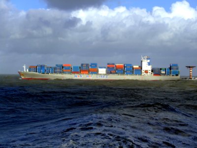 Wan Hai 503 p2, leaving Port of Rotterdam, Holland 21-Jan-2007