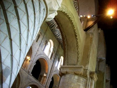 Waltham Abbey, interior 01