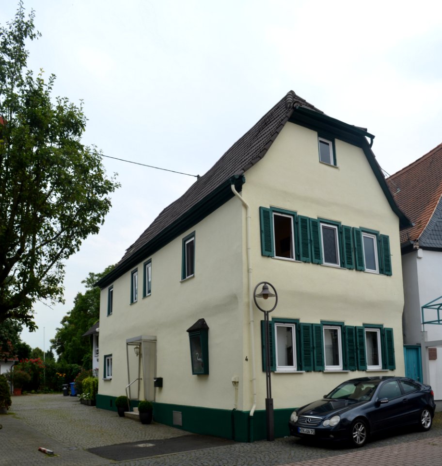 Wallau, Wiesbadener Straße 4 (1)