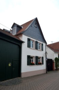 Wallau, Rathausstraße 18 (1)