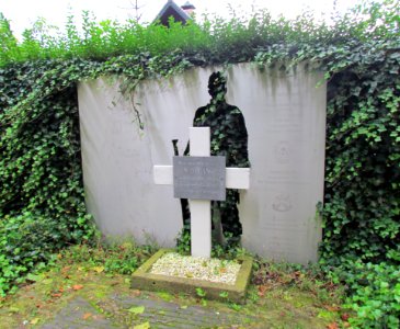 Walter Strang memorial, Hoevelaken