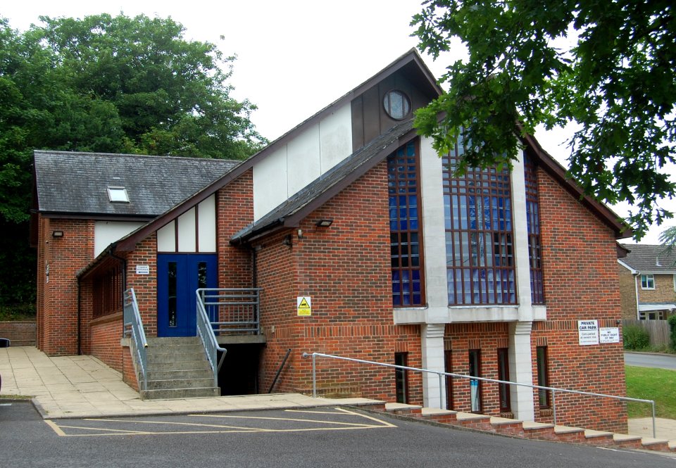 Waltham Chase Methodist Church, Curdridge Lane, Waltham Chase (May 2019) (2)