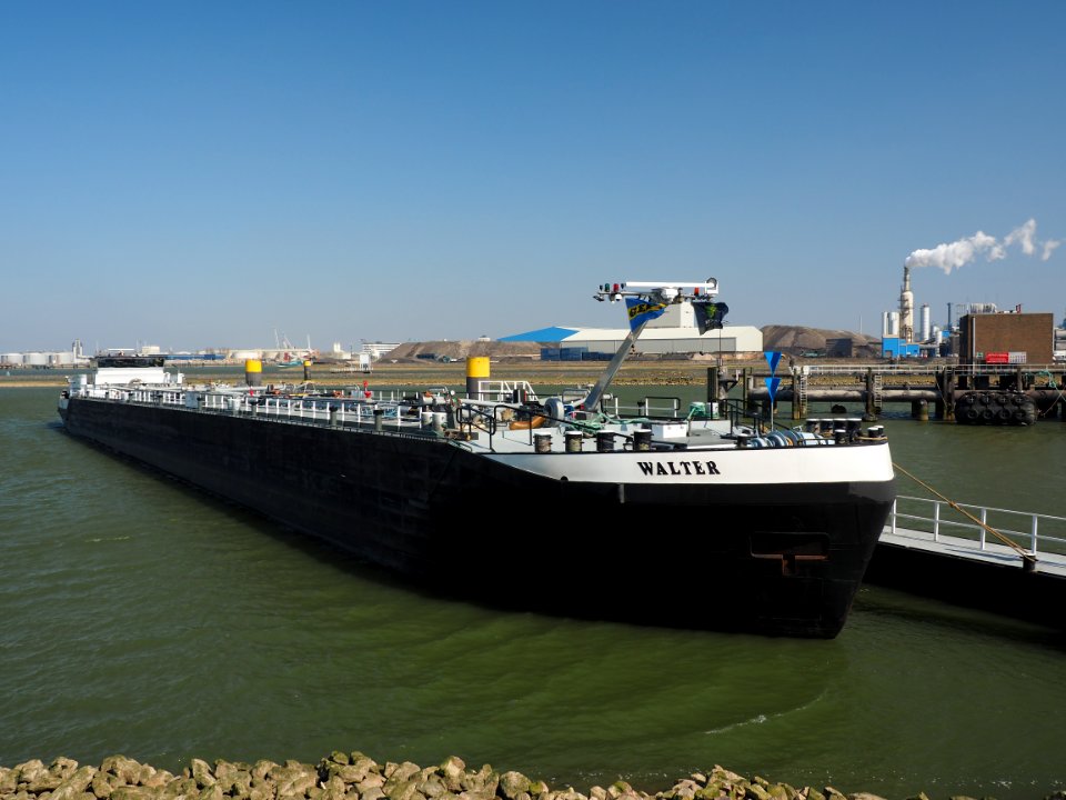 Walter (ship, 2006) ENI 02327632, Port of Rotterdam pic3