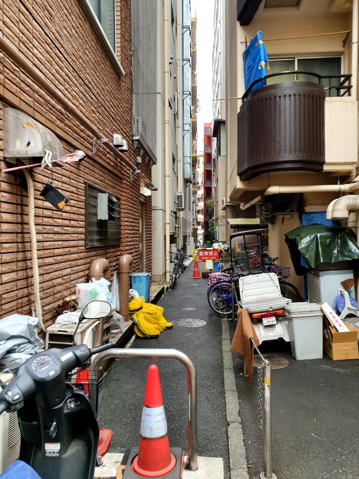 Walk in Azabujuban 9