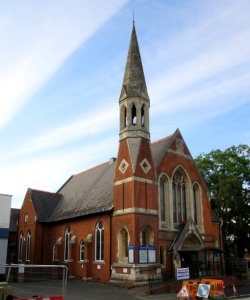 Walton-on-Thames Methodist Church, Terrace Road, Walton-on-Thames (June 2015) (1)
