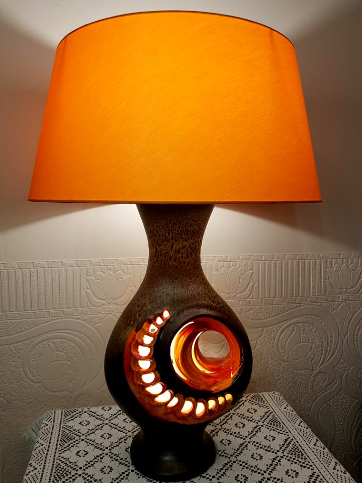 Walter Gerhards lamp photo