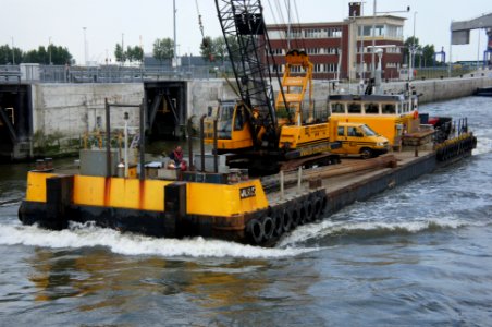 Walrus - IMO 7917202 , Port of Antwerp, pic2