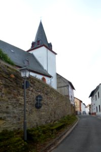Walsdorf, Kirchmauer
