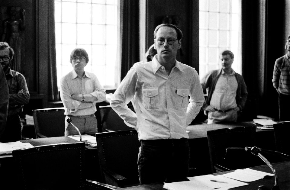 Walter Etty tijdens de beediging van mevrouw Weeda, Bestanddeelnr 930-9627