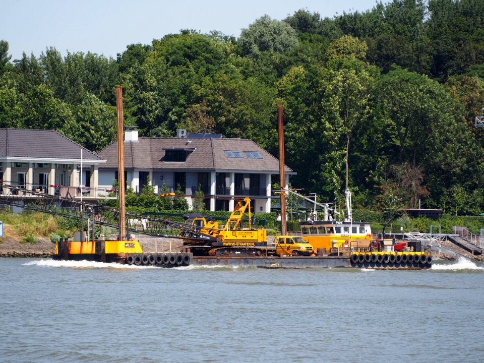 Walrus - IMO 7917202 , Oude Maas, Dordrecht, pic3