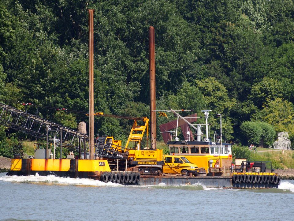 Walrus - IMO 7917202 , Oude Maas, Dordrecht, pic2