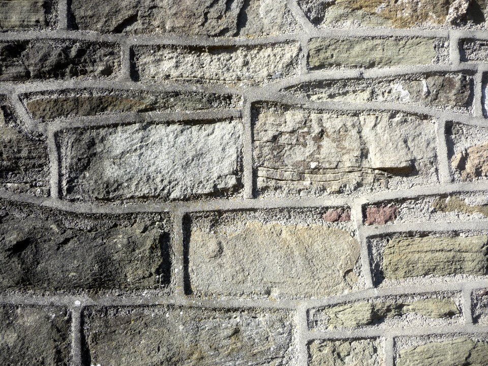 Walls in Hay-on-Wye 02