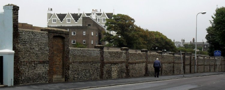 Walls at St Mary's Hall School, Eastern Road, Kemptown, Brighton (NHLE Code 1380485) (July 2010)