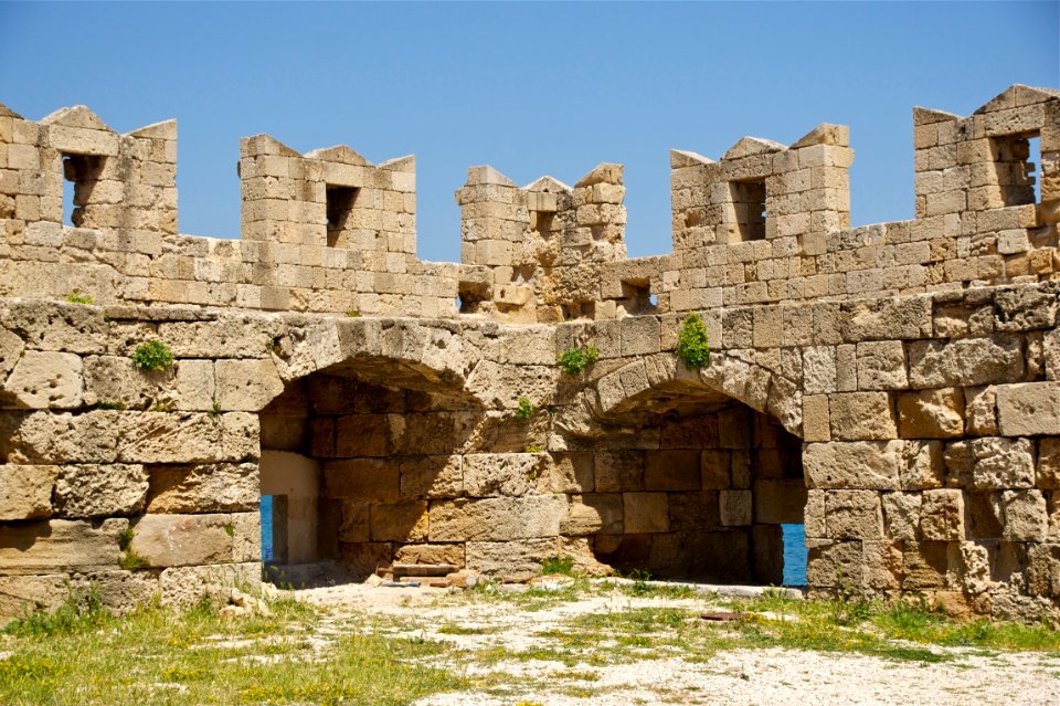 Walls crenels Rhodes