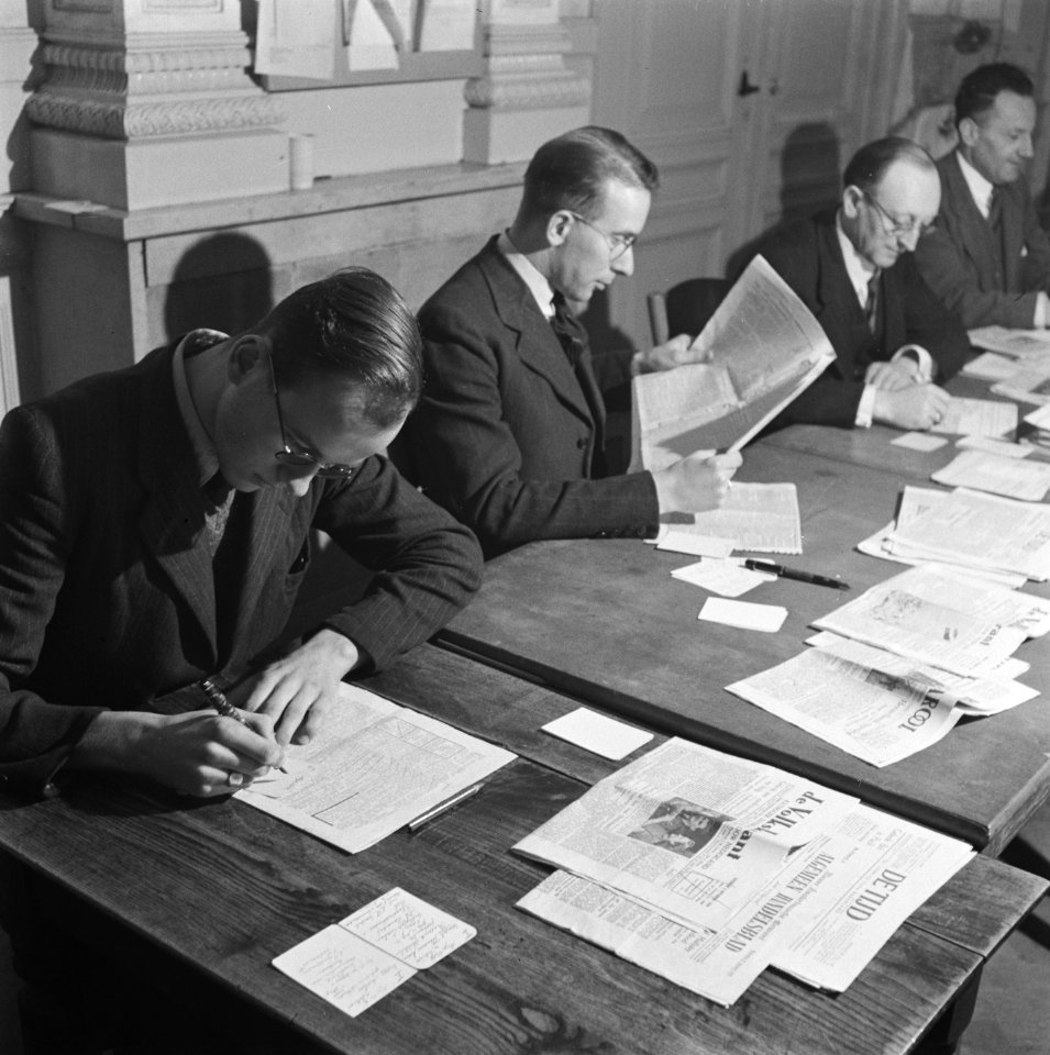 Voorbereidingen voor de eerste Tweede Kamer-verkiezingen na de oorlog. Cursus vo, Bestanddeelnr 901-0194
