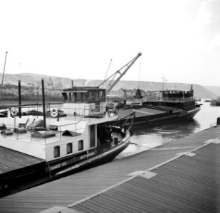 Voorbereidingen voor de doorvaart Bad Salzig - Bingen i.v.m. bochten, stroomver…, Bestanddeelnr 254-1105