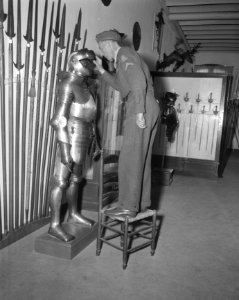 Voorbezichtiging Oorlogsmuseum te Leiden, Bestanddeelnr 907-8373
