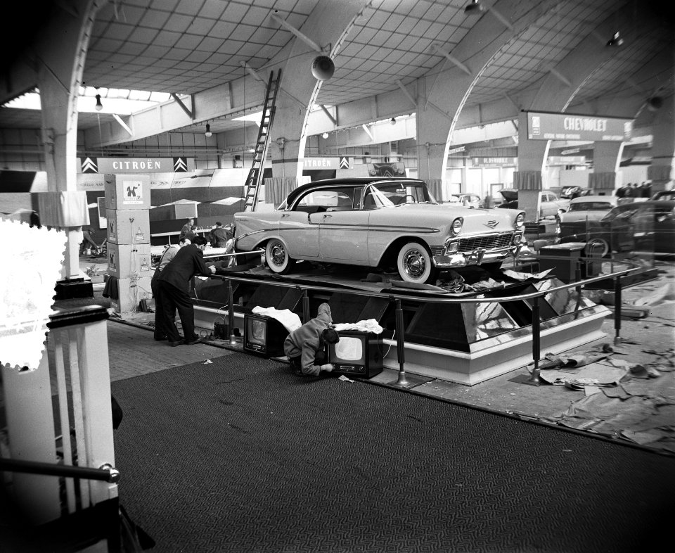 Voorbereiding en opbouw RAI-autotentoonstelling, Bestanddeelnr 907-6054